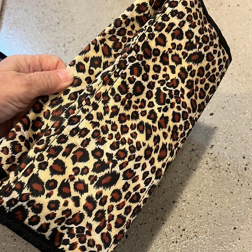 LEOPARD PRINT SMALL NYLON LUNCH TOTE WITH HANDLES BROWN BLACK TAN